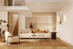 GUBI Sejour fåtölj med armstöd, Artemidor 001 - valnöt - antik mässin