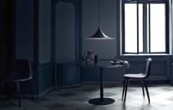 GUBI Semi pendellampa, 47 cm, matt svart