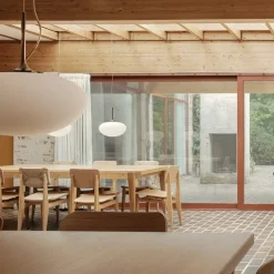 GUBI Stemlite pendellampa 38 cm, svart krom