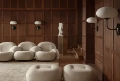 GUBI Stemlite vägglampa, svart krom