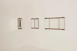 GUBI Vanity väggspegel, 2 paneler, valnöt - mässing