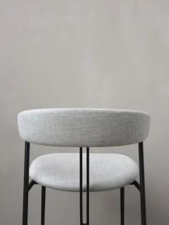 GUBI Violin stol, helklädd, Gabriel Tempt 60152