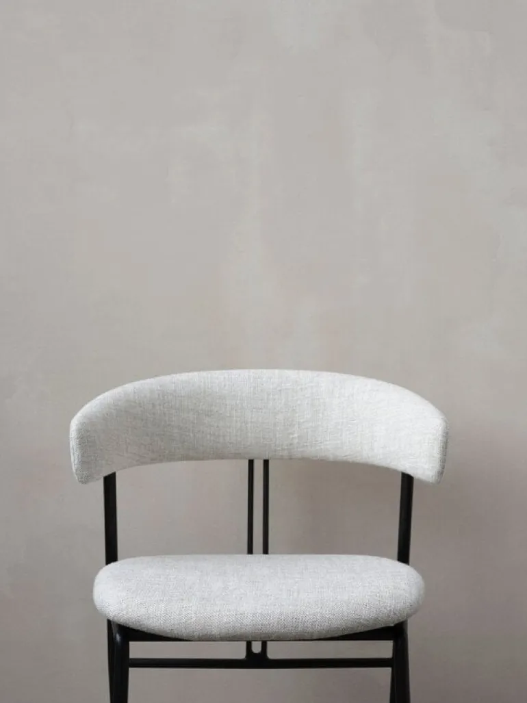 GUBI Violin stol, helklädd, Gabriel Tempt 60152