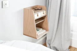 Hartô Suzon vägghylla, ek - mässing