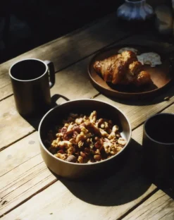 Hasami Porcelain Skål, 220 mm, svart