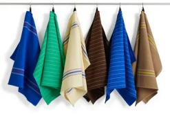 HAY Canteen kökshandduk, 52 x 80 cm, chokladbruna kritstrecksränder