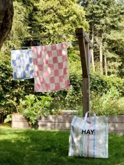 HAY Check handduk, 50 x 90 cm, himmelsblå