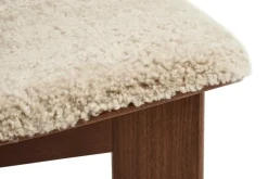 HAY Chisel fåtölj, Mohawi 21 fårfäll - lackerad valnöt