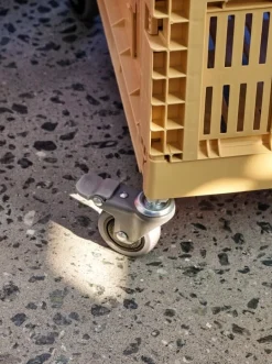 HAY Colour Crate, L, återvunnen plast, gyllengul