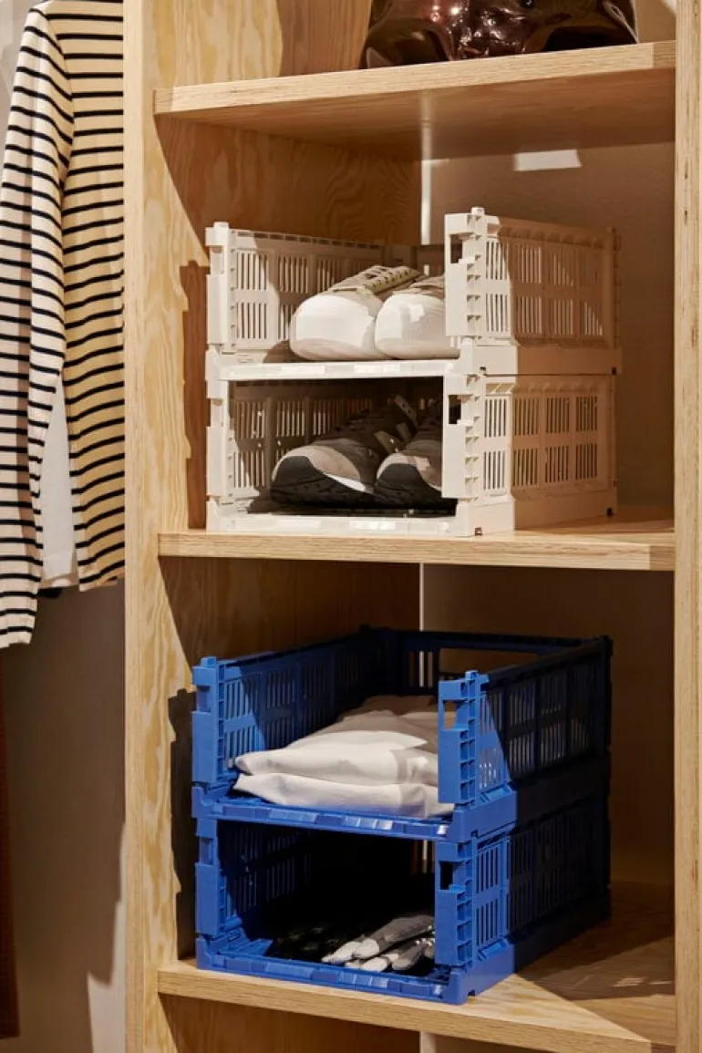 HAY Colour Crate, M, återvunnen plast, off-white