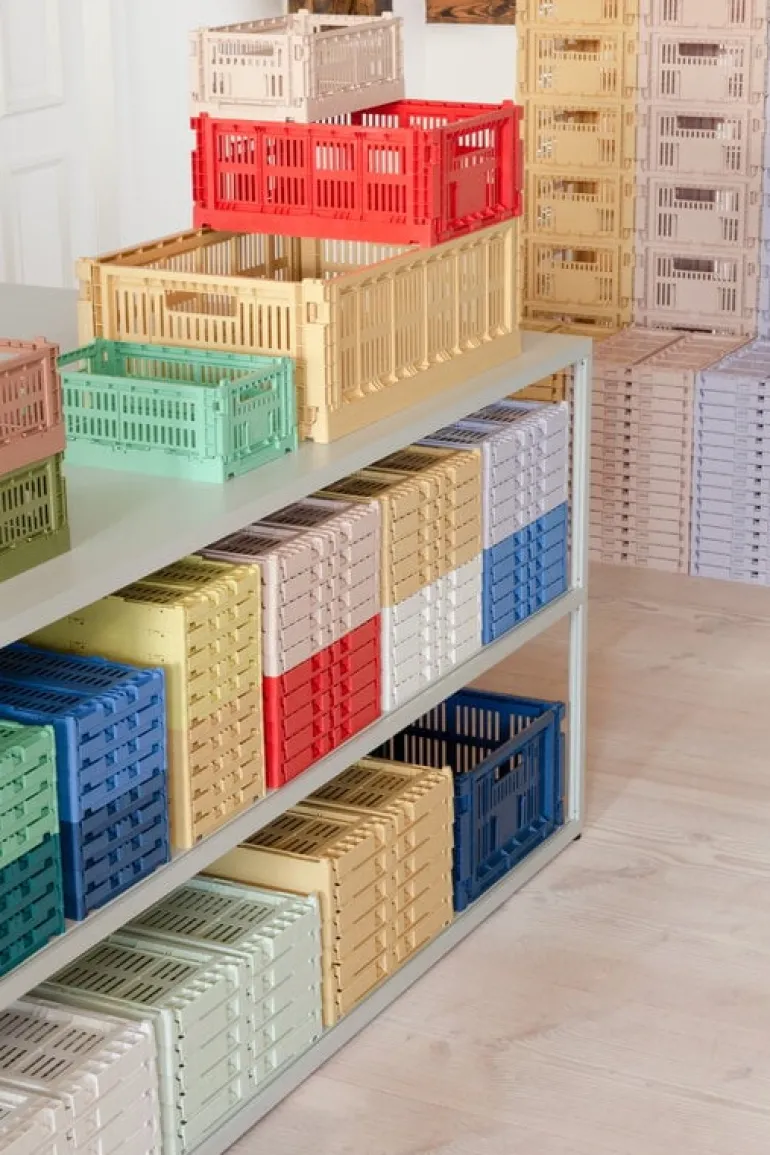 HAY Colour Crate, M, återvunnen plast, off-white