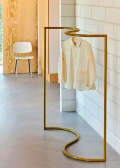 HAY Colour Rack, klädhängare, S-form, dijon