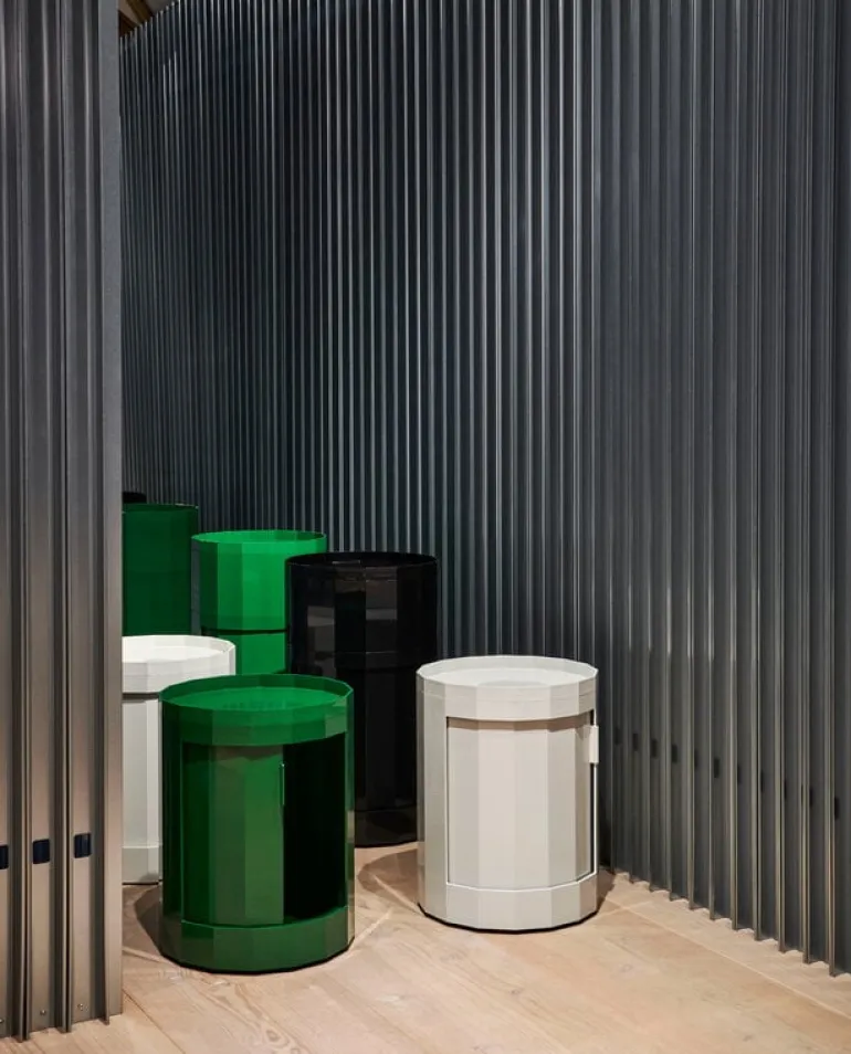 HAY Facet, skåp, högt, antracit