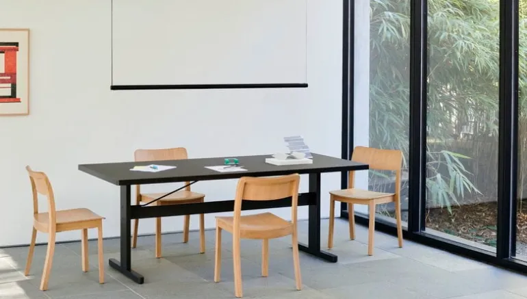 HAY Factor Linear pendel, Riktbar 1500, mjuk svart