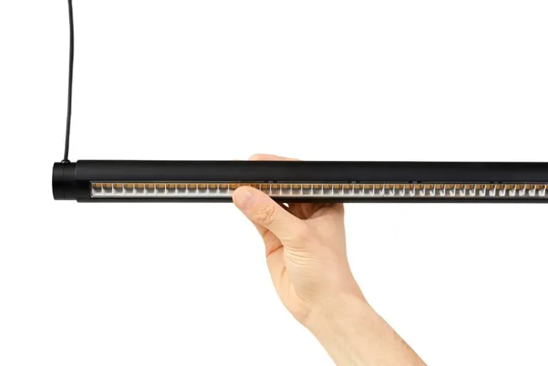 HAY Factor Linear pendel, Riktbar 1500, mjuk svart