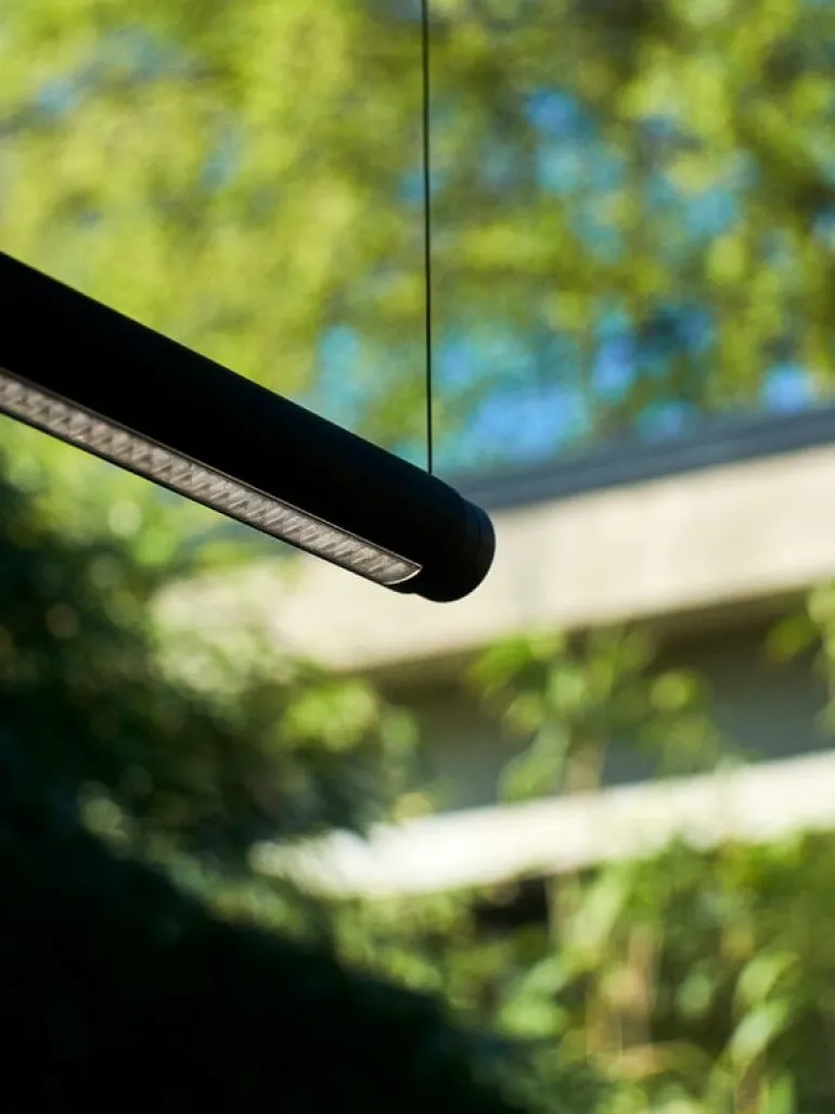 HAY Factor Linear taklampa, Diffused 1500, mjuk svart