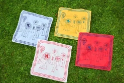 HAY HAY Dogs scarf, 55 x 55 cm, ockra