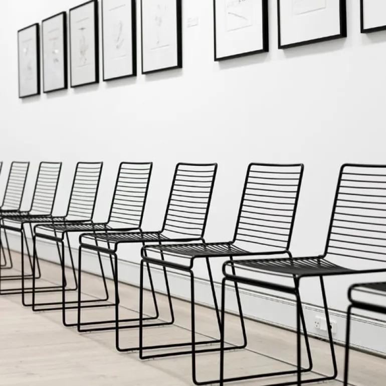 HAY Hee matstol, asphalt grey