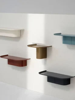 HAY Korpus hylla M, 4 krokar, tegelröd