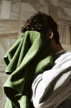 HAY Mono badhandduk, 70 x 140 cm, matcha