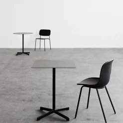 HAY Neu bord fyrkantigt, träkol