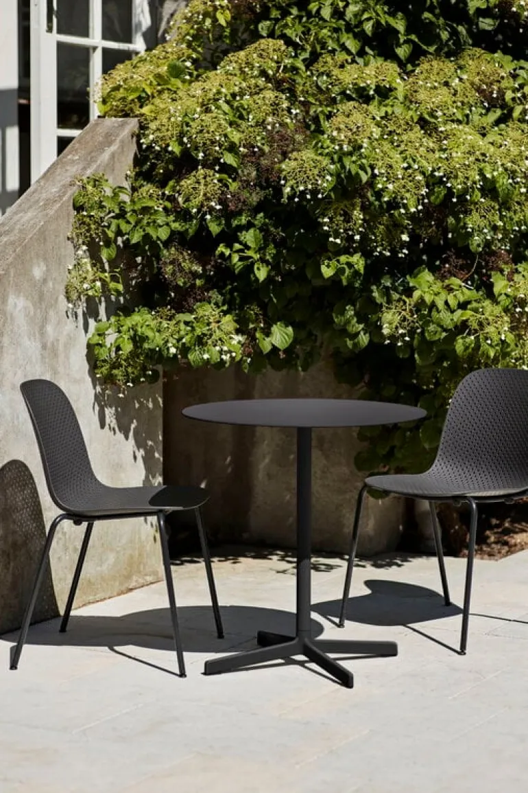 HAY Neu bord runt, träkol