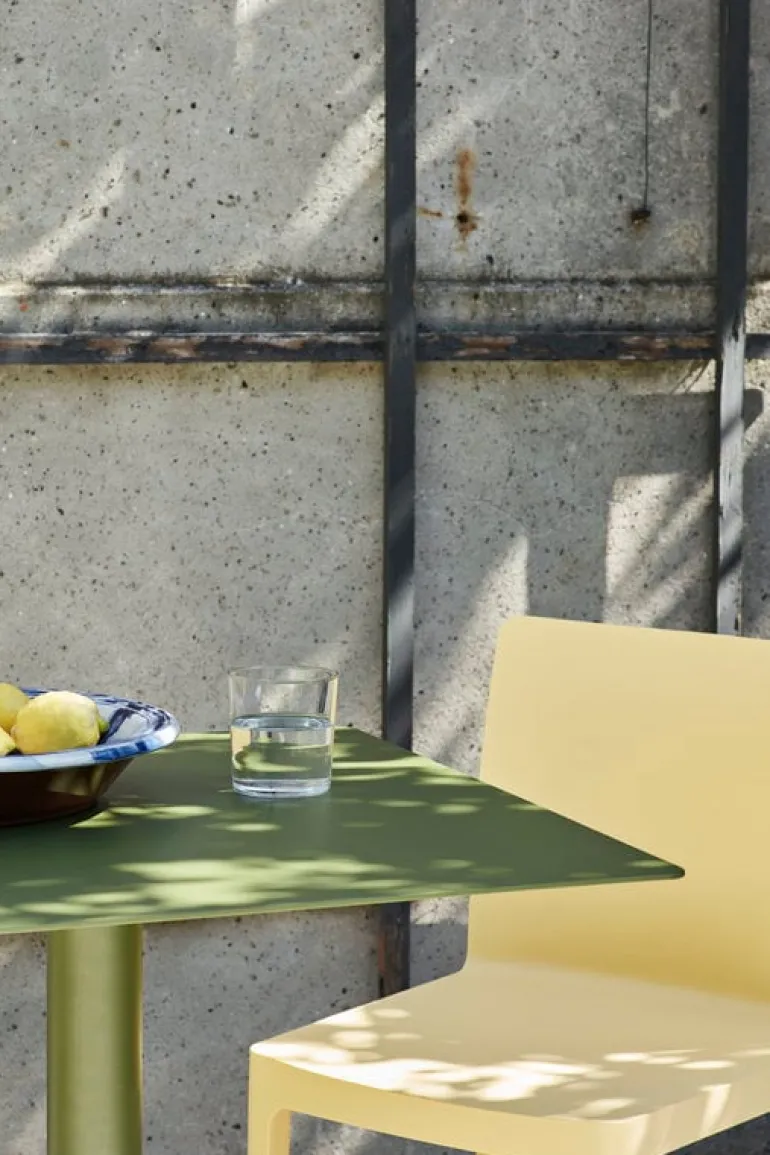 HAY Palissade Cone bord, 65 x 65 cm, oliv