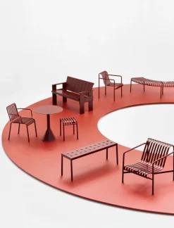 HAY Palissade matstol med armstöd, iron red