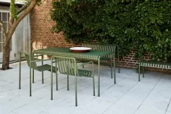 HAY Palissade matstol med armstöd, oliv