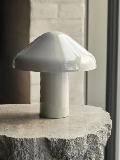 HAY Pao bärbar bordslampa, krämvit