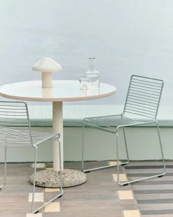 HAY Pao bärbar bordslampa, krämvit