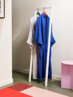 HAY Slit Wood bord, 35 cm, högt, ljusrosa