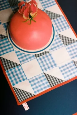 HAY Sobremesa duk, rutig, blå