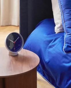 HAY Table Clock, vit