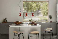 Hem Touchwood barpall, 65 cm, naturell bok - svart stål