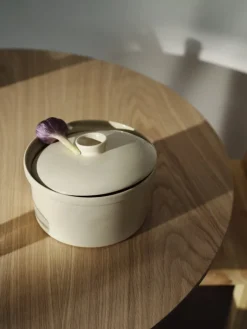 Iittala Teema gryta med lock, 2,3 L, beige