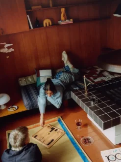 Johanna Gullichsen Tilkku cylinderkudde, mandel