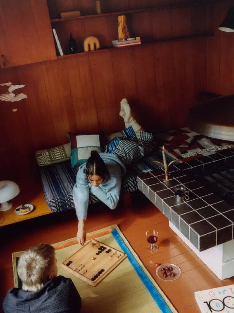 Johanna Gullichsen Tilkku cylinderkudde, mandel