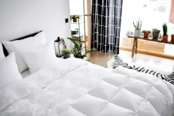 Joutsen Syli dunkudde, 50 x 60 cm, mjuk och låg