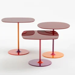 Kartell Thierry sidobord, 45 x 45 cm, vinröd