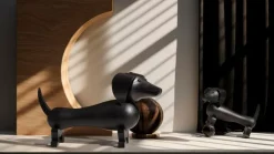 Kay Bojesen Denmark Trähund, liten, mörkbetsad ek