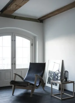 Klassik Studio Cube bord, såpad ek - rökfärgat glas