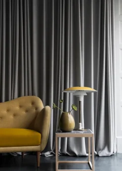 Klassik Studio Cube bord, såpad ek - grå marmor