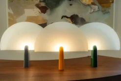 Klong Pavo bordslampa, gul