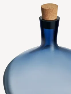 Kosta Boda Bod flaska, 295 mm, midnattsblå - kork