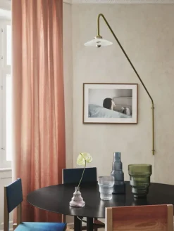 Kosta Boda Pavilion vas, 134 mm, ljusrosa