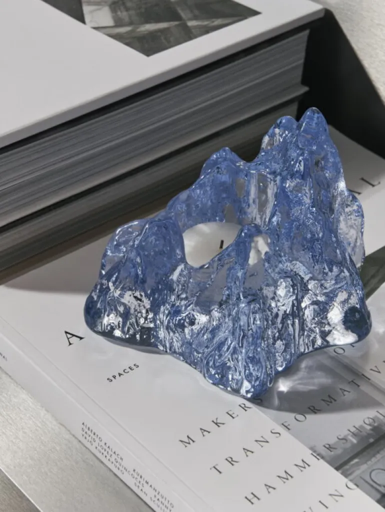 Kosta Boda The Rock ljuslykta, 91 mm, isblå