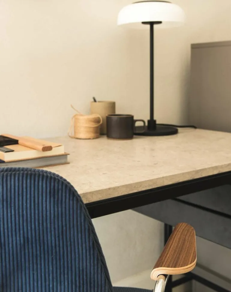 Labofa Heritage 65 skrivbord, 2 lådor, Thala-kalksten - svart