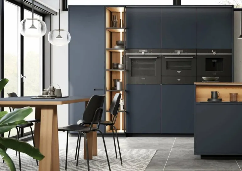 Labofa Heritage 11.1 stol, svart ek - svart