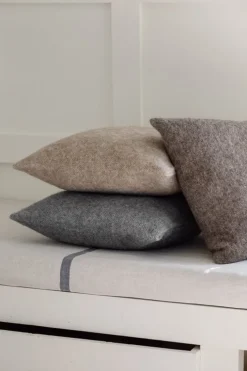 Lapuan Kankurit Arvo kuddfodral, 45 x 45 cm, naturlig beige